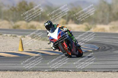 media/Dec-04-2025-Racers Edge (Thu) [[5ebc9f124d]]/3-B Group/1-Session 1 (Turn 7)/